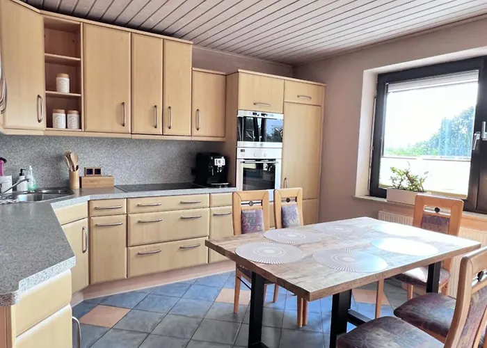 Apartman Moderne, Helle Mit Terasse 15min Bis Ob Centro, Klimaanlage