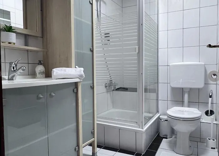 Apartman Moderne, Helle Mit Terasse 15min Bis Ob Centro, Klimaanlage Dinslaken